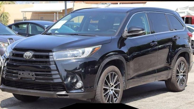 TOYOTA HIGHLANDER 2018 5TDKZRFH2JS529772 image