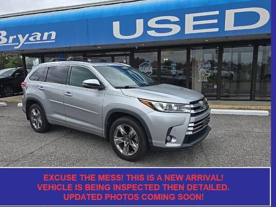 TOYOTA HIGHLANDER 2018 5TDDZRFH4JS898660 image