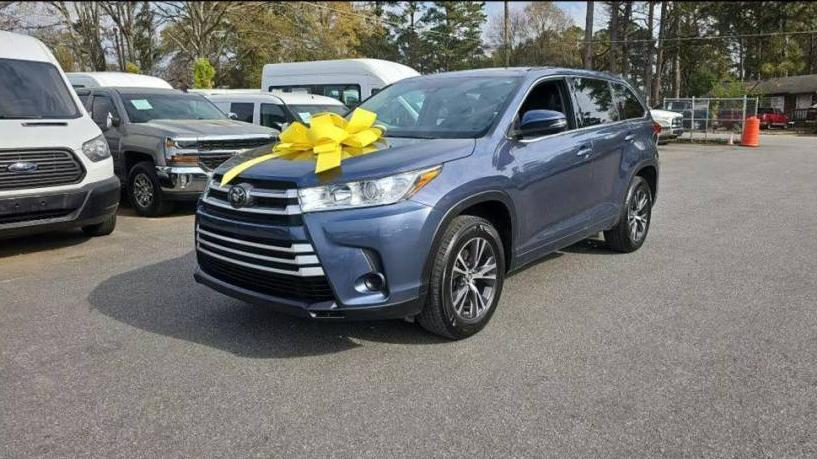 TOYOTA HIGHLANDER 2018 5TDZARFH2JS037930 image