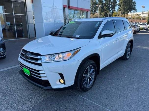 TOYOTA HIGHLANDER 2018 5TDJZRFH5JS491448 image