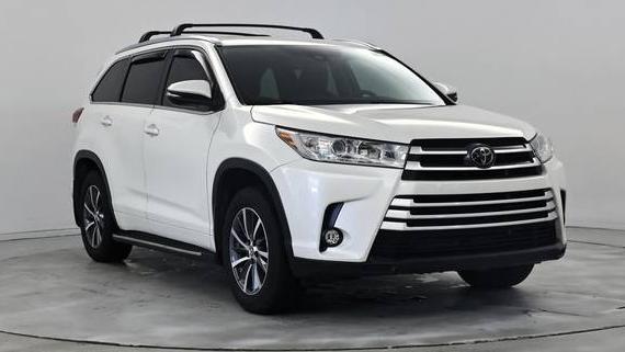 TOYOTA HIGHLANDER 2018 5TDJZRFH0JS540717 image