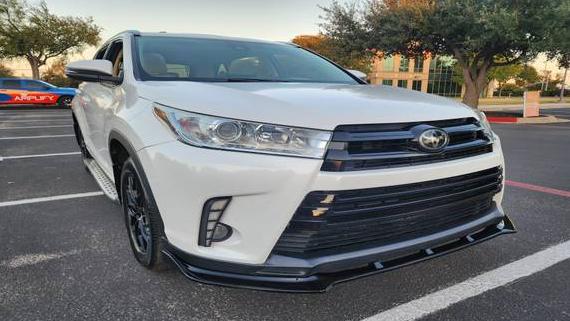 TOYOTA HIGHLANDER 2018 5TDKZRFH9JS545547 image