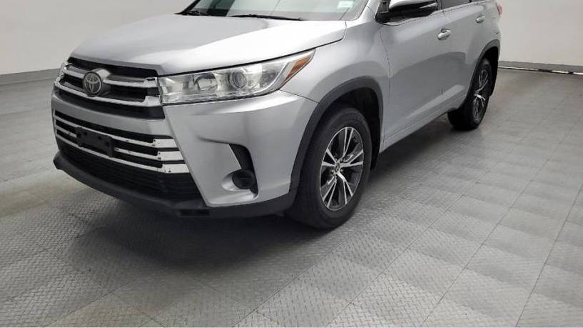 TOYOTA HIGHLANDER 2018 5TDZARFH5JS033922 image