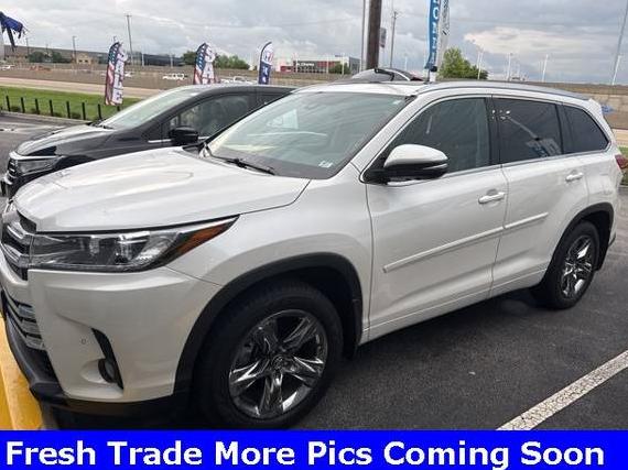 TOYOTA HIGHLANDER 2018 5TDDZRFH9JS867033 image