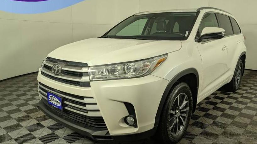 TOYOTA HIGHLANDER 2018 5TDJZRFH0JS815745 image