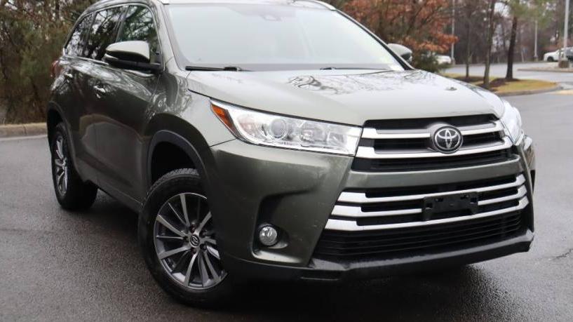 TOYOTA HIGHLANDER 2018 5TDKZRFH0JS239529 image