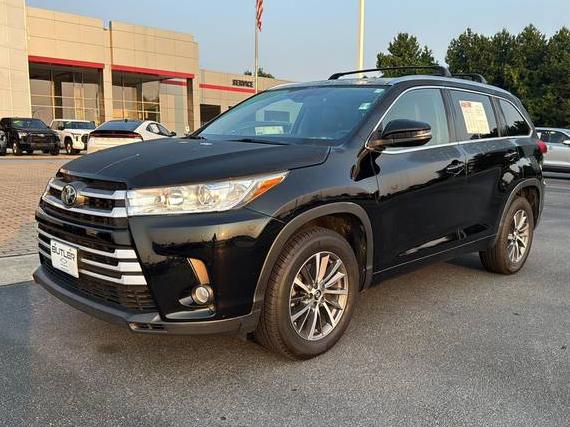 TOYOTA HIGHLANDER 2018 5TDKZRFH5JS535372 image