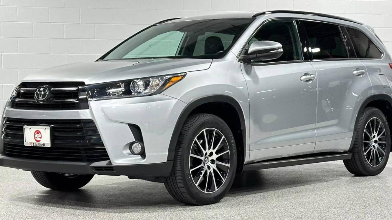 TOYOTA HIGHLANDER 2018 5TDJZRFH9JS498869 image