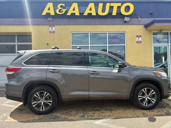 TOYOTA HIGHLANDER 2018 5TDBZRFH5JS807483 image