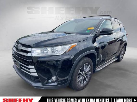 TOYOTA HIGHLANDER 2018 5TDJZRFH2JS847645 image