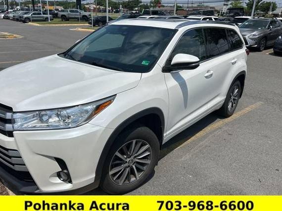 TOYOTA HIGHLANDER 2018 5TDJZRFH0JS890039 image