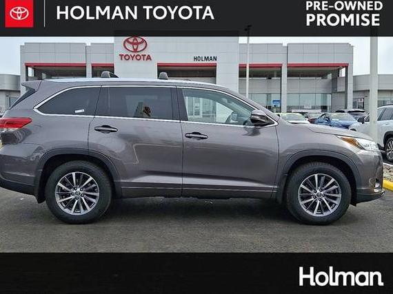 TOYOTA HIGHLANDER 2018 5TDJZRFHXJS557153 image