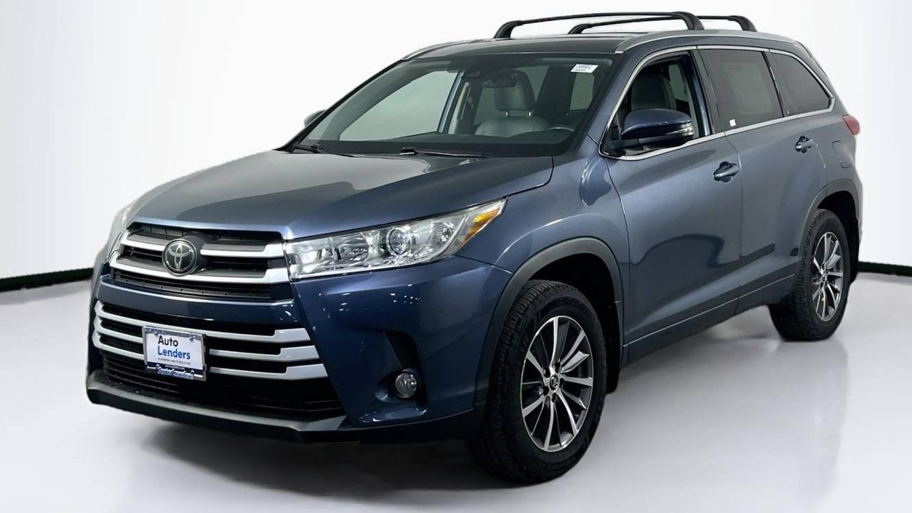 TOYOTA HIGHLANDER 2018 5TDJZRFH3JS888012 image