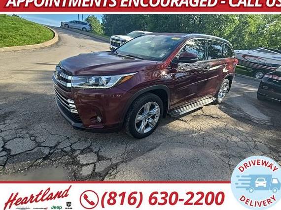 TOYOTA HIGHLANDER 2018 5TDDZRFH8JS831737 image