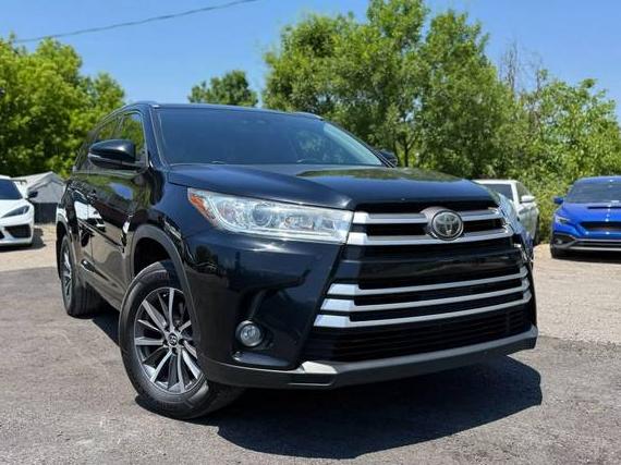 TOYOTA HIGHLANDER 2018 5TDJZRFH8JS485479 image