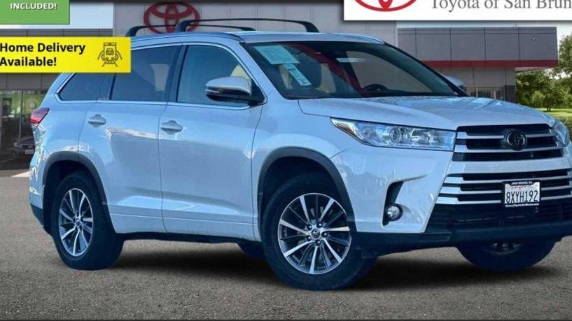 TOYOTA HIGHLANDER 2018 5TDJZRFH0JS557811 image