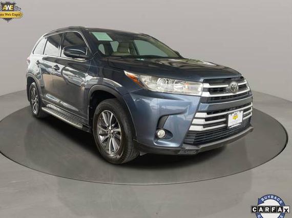 TOYOTA HIGHLANDER 2018 5TDKZRFH0JS275978 image