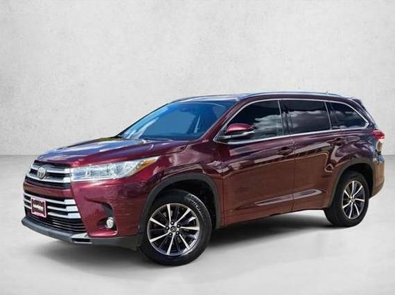 TOYOTA HIGHLANDER 2018 5TDKZRFH8JS252965 image