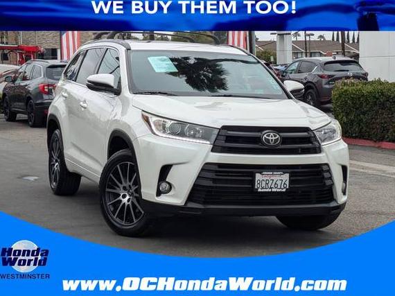 TOYOTA HIGHLANDER 2018 5TDKZRFH5JS537381 image