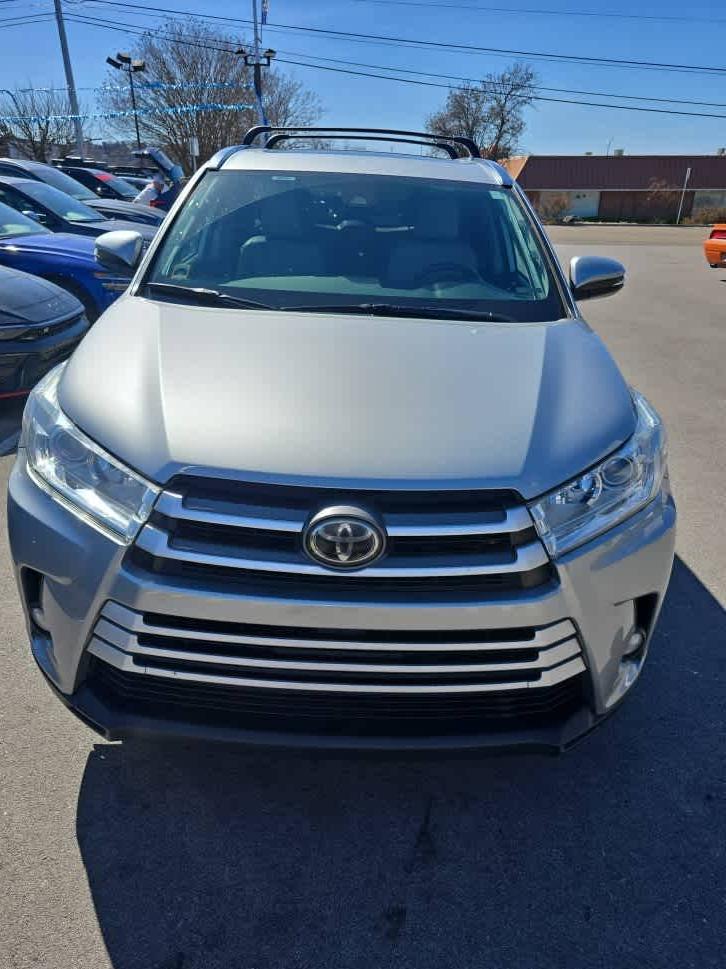 TOYOTA HIGHLANDER 2018 5TDKZRFH4JS544404 image