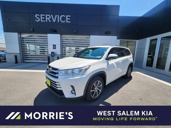 TOYOTA HIGHLANDER 2018 5TDJZRFH5JS556279 image