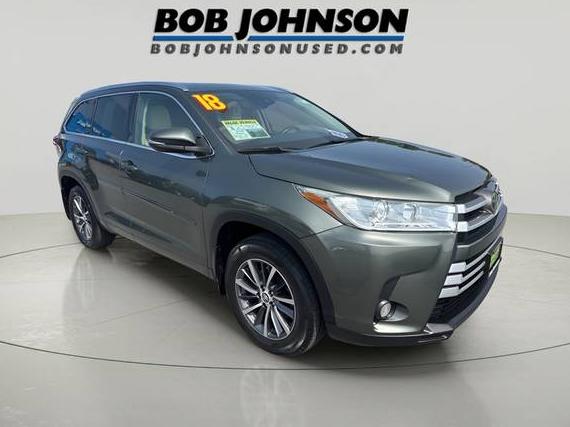 TOYOTA HIGHLANDER 2018 5TDJZRFH4JS879464 image TOYOTA HIGHLANDER 2018 5TDJZRFH4JS879464 image
