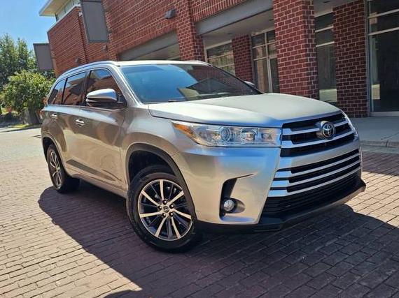 TOYOTA HIGHLANDER 2018 5TDKZRFH1JS530766 image
