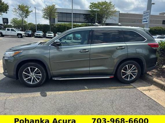 TOYOTA HIGHLANDER 2018 5TDJZRFH6JS906809 image