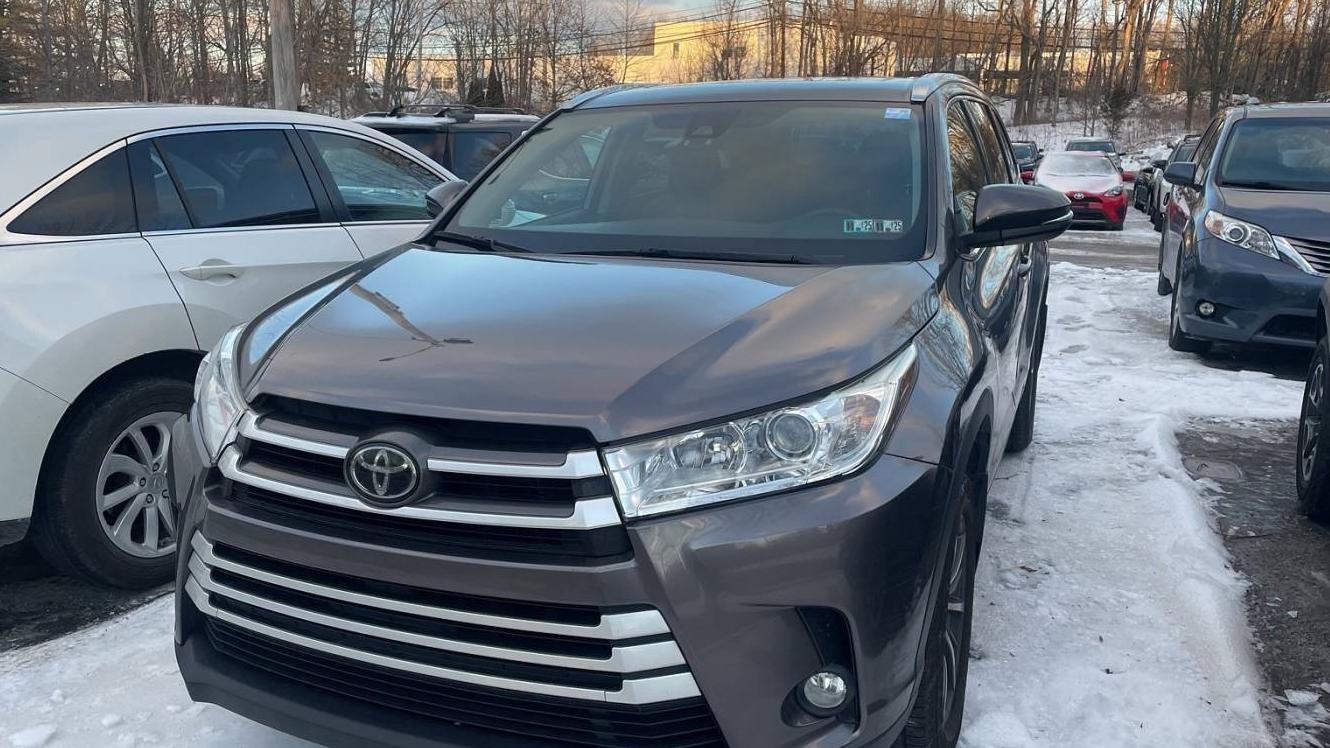 TOYOTA HIGHLANDER 2018 5TDJZRFH4JS910146 image