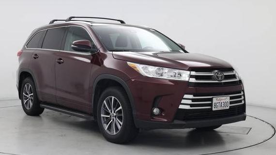 TOYOTA HIGHLANDER 2018 5TDKZRFH0JS284521 image
