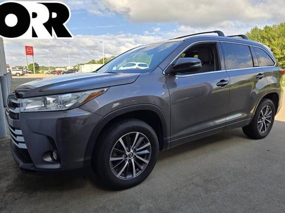TOYOTA HIGHLANDER 2018 5TDKZRFH5JS268752 image TOYOTA HIGHLANDER 2018 5TDKZRFH5JS268752 image