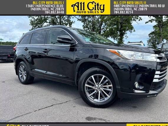 TOYOTA HIGHLANDER 2018 5TDJZRFH3JS557933 image