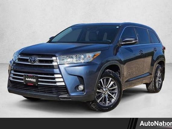 TOYOTA HIGHLANDER 2018 5TDKZRFH3JS243770 image