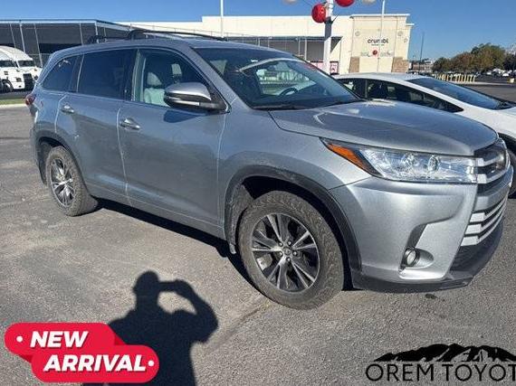 TOYOTA HIGHLANDER 2018 5TDBZRFHXJS883748 image