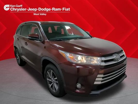 TOYOTA HIGHLANDER 2018 5TDJZRFH0JS813591 image
