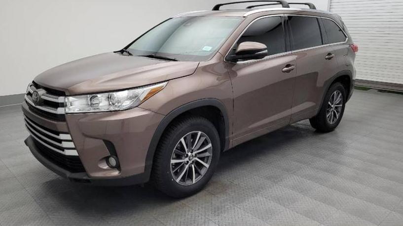 TOYOTA HIGHLANDER 2018 5TDKZRFH5JS257394 image