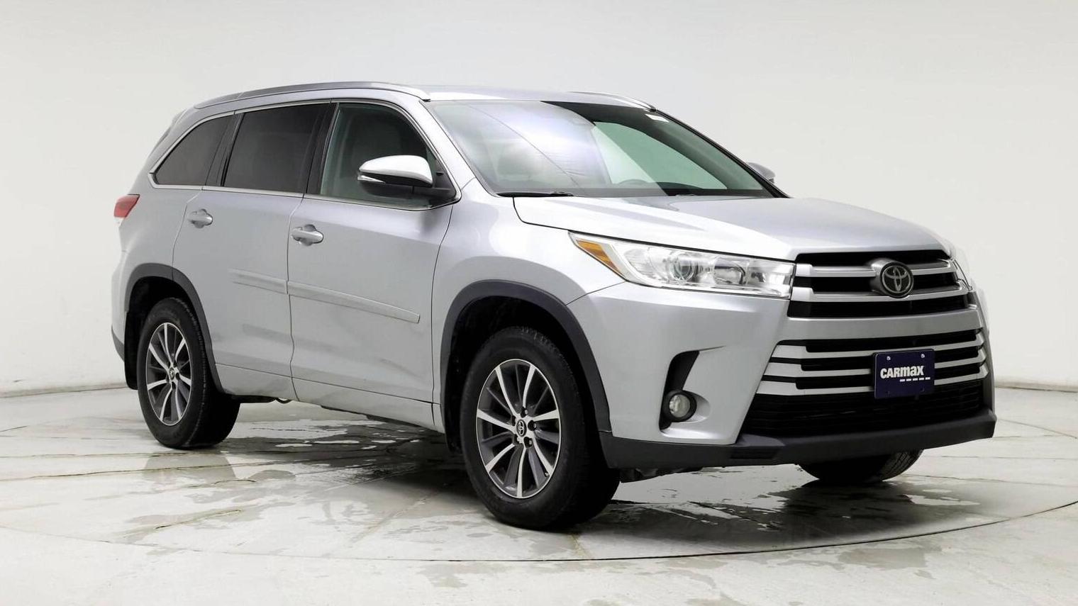 TOYOTA HIGHLANDER 2018 5TDJZRFH8JS861047 image