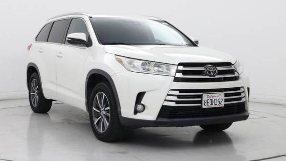 TOYOTA HIGHLANDER 2018 5TDKZRFH6JS541228 image