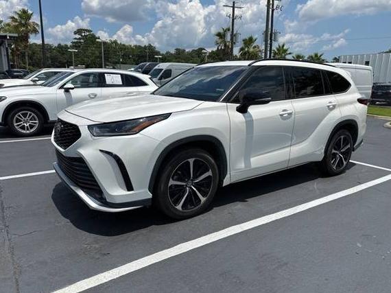 TOYOTA HIGHLANDER 2021 5TDLZRAHXMS053738 image