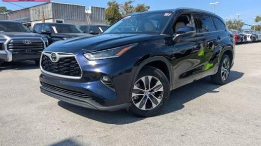 TOYOTA HIGHLANDER 2021 5TDHZRAH4MS087731 image