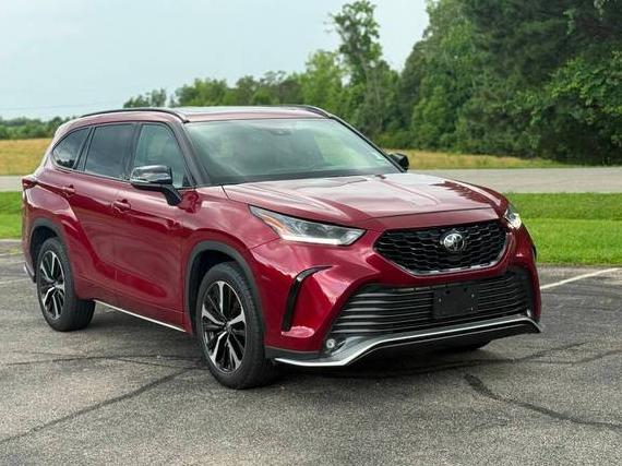 TOYOTA HIGHLANDER 2021 5TDLZRBH0MS078131 image