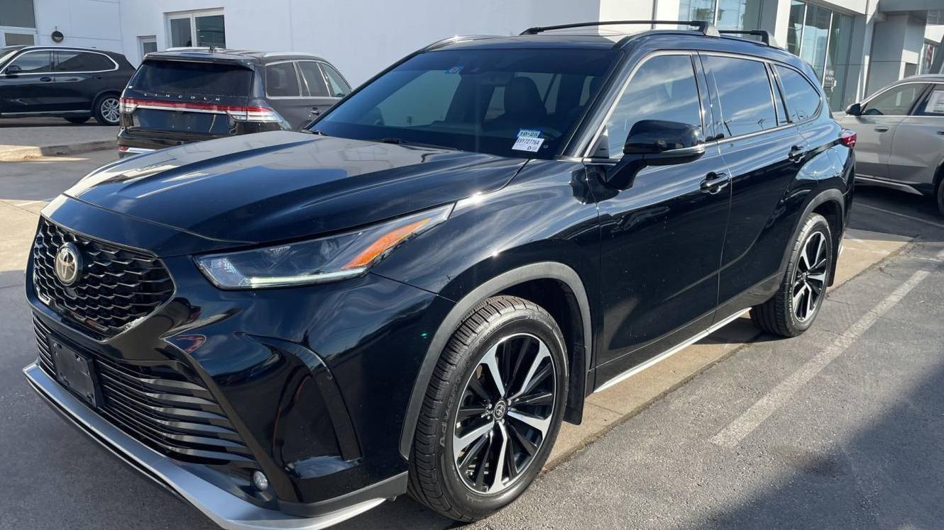 TOYOTA HIGHLANDER 2021 5TDLZRAHXMS088585 image