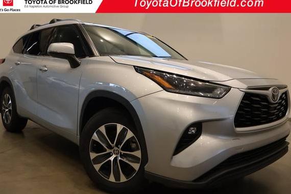 TOYOTA HIGHLANDER 2021 5TDHZRBH6MS557997 image