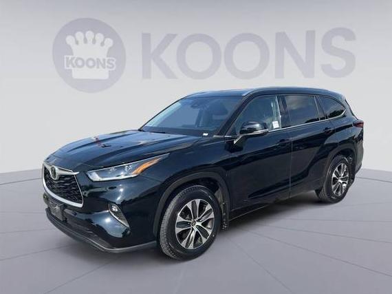 TOYOTA HIGHLANDER 2021 5TDHZRBH8MS540702 image