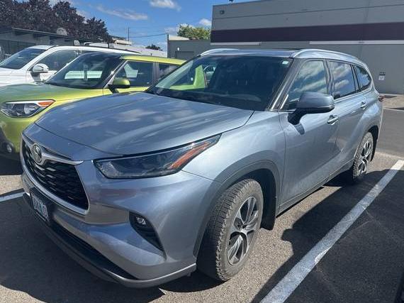 TOYOTA HIGHLANDER 2021 5TDHZRBH7MS090962 image