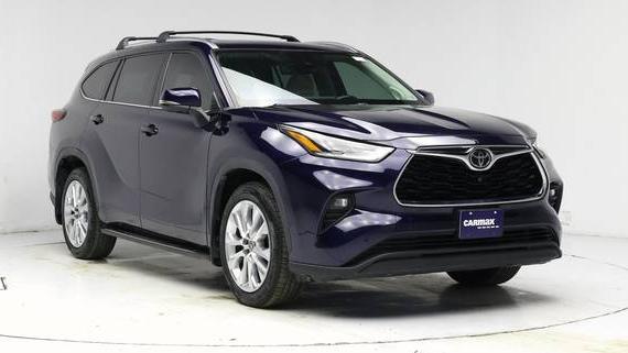 TOYOTA HIGHLANDER 2021 5TDYZRAH4MS520240 image