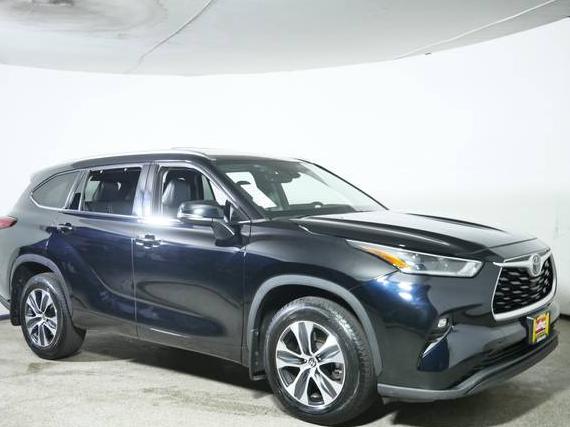 TOYOTA HIGHLANDER 2021 5TDGZRBH6MS525708 image