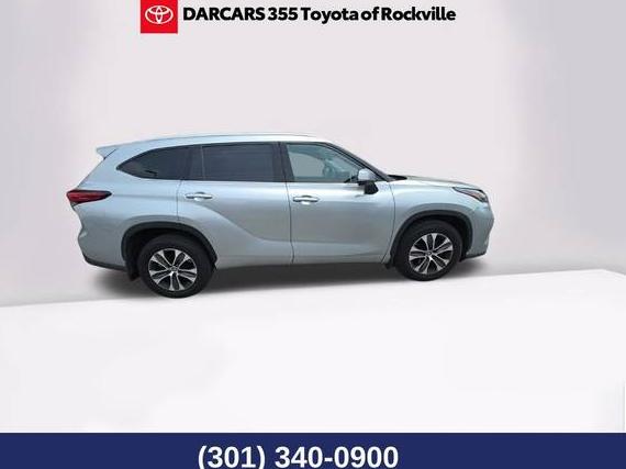 TOYOTA HIGHLANDER 2021 5TDGZRBH6MS092245 image