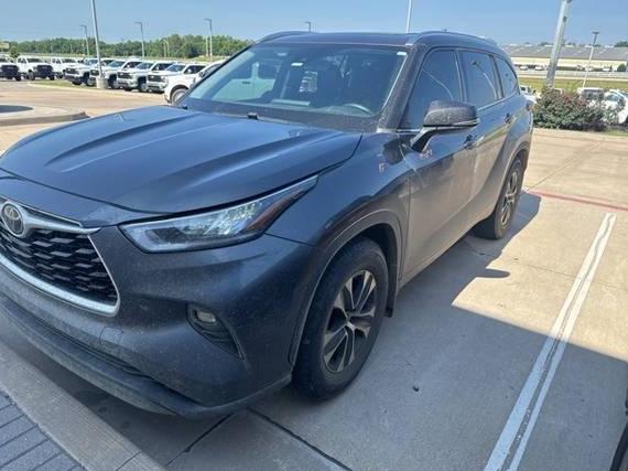 TOYOTA HIGHLANDER 2021 5TDGZRBH2MS156166 image