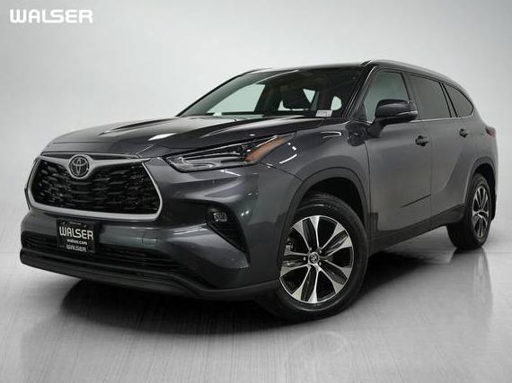 TOYOTA HIGHLANDER 2021 5TDHZRBHXMS554018 image